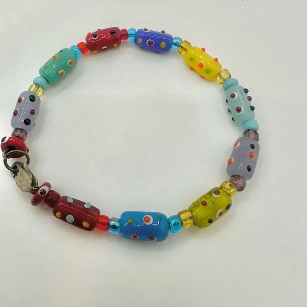 Colorful glass beaded sterling silver clasp bracelet